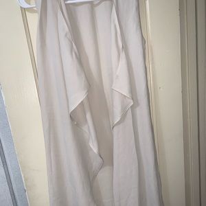 Long sleeveless flowy coverup